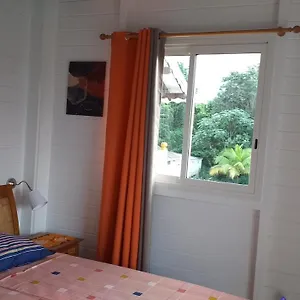 Nouveau T2 Avec Vue Sur Et Montagne Sainte-Rose