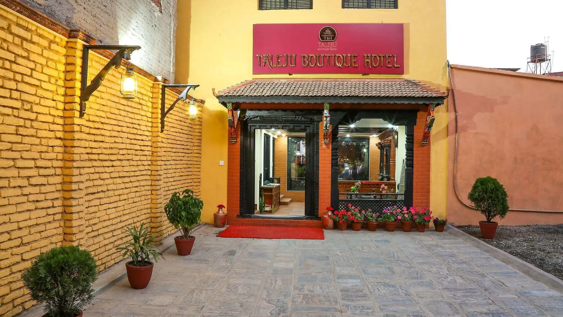 Taleju Boutique Hotel Катманду 4*,